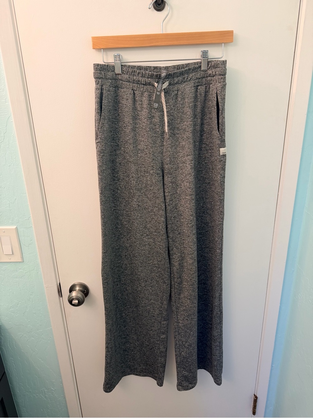 Vuori Women's Halo Wide-Leg Pants